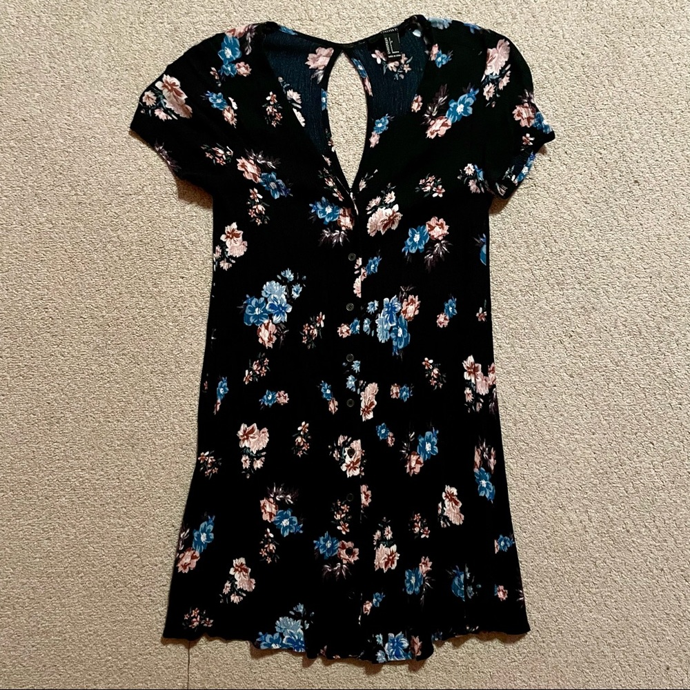 Forever 21 Floral Button Up Dress